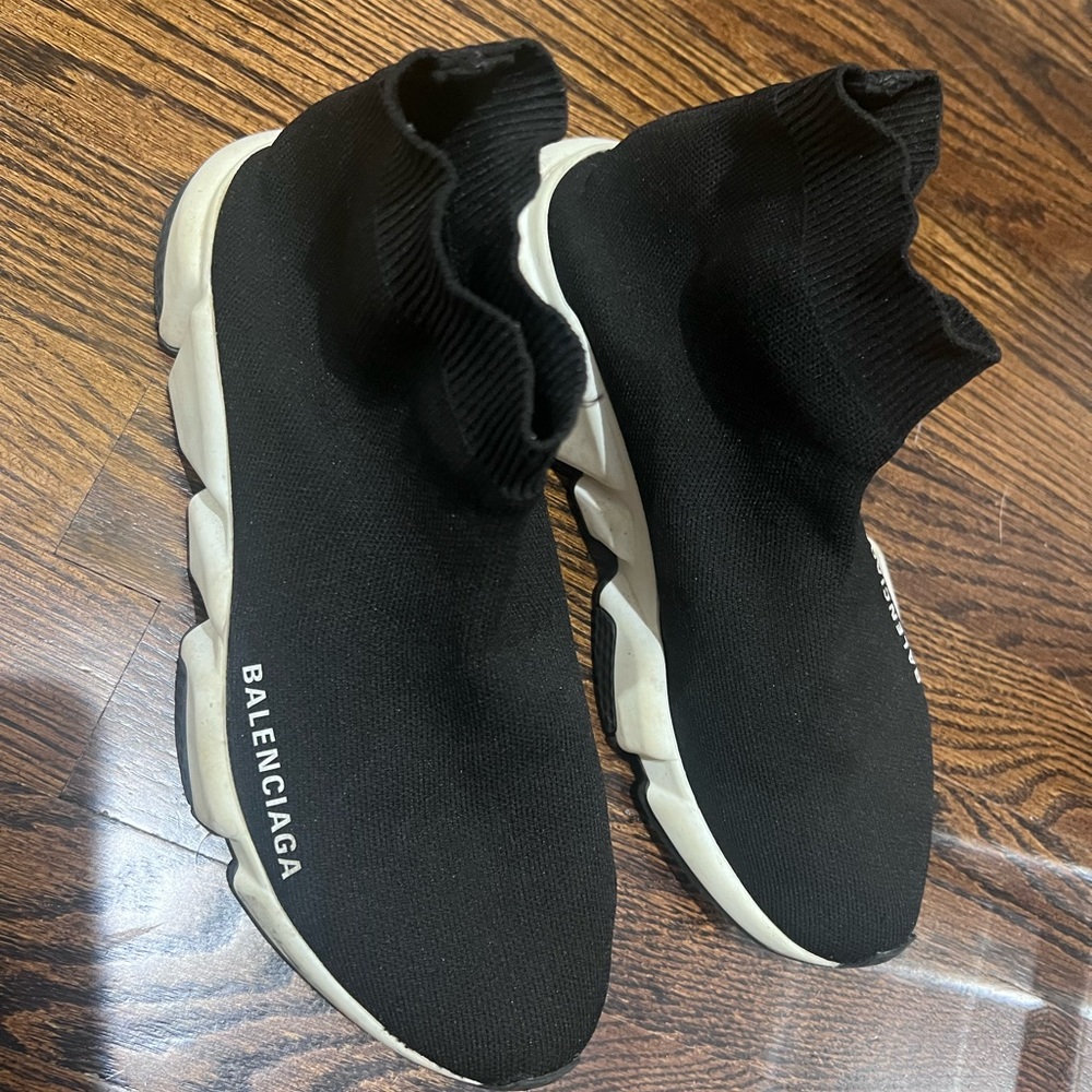 BALENCIAGA SPEED RECYCLED KNIT SNEAKER IN BLACK/WHITE